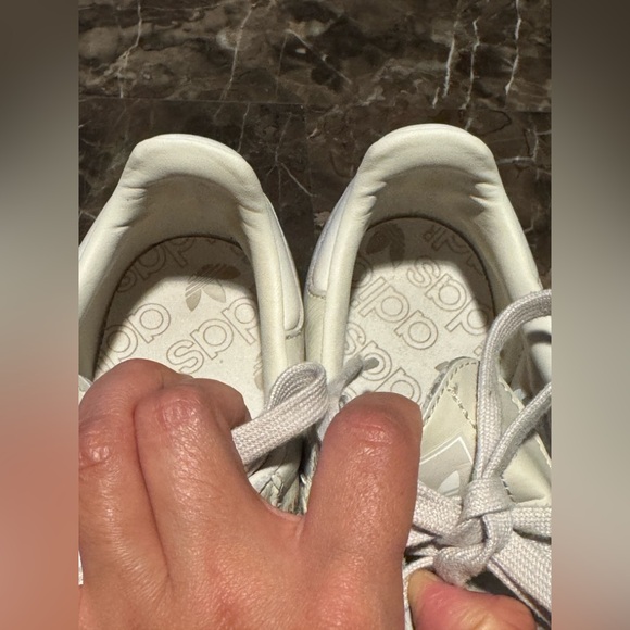 Adidas Samba Sneakers in Light Tan and Beige - Picture 7 of 17